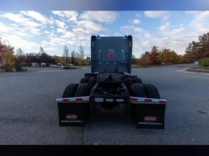 2022 PETERBILT 389