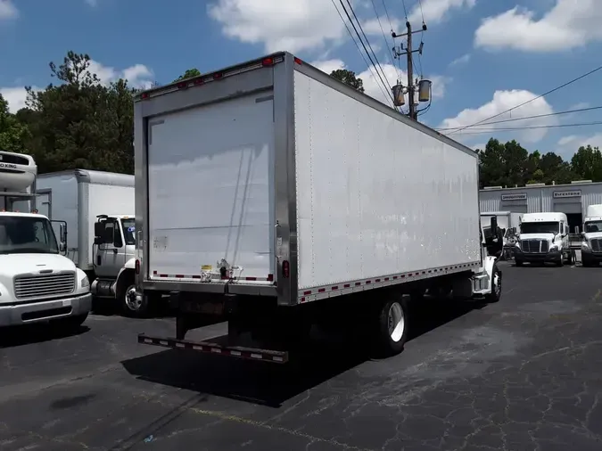 2019 FREIGHTLINER M2 106