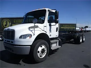 2012 FREIGHTLINER BUSINESS CLASS M2 106