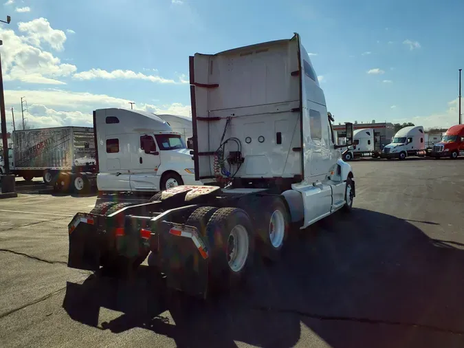 2019 NAVISTAR INTERNATIONAL LT625 SLPR CAB