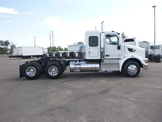 2020 Peterbilt 567