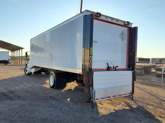 2019 FREIGHTLINER/MERCEDES M2 106