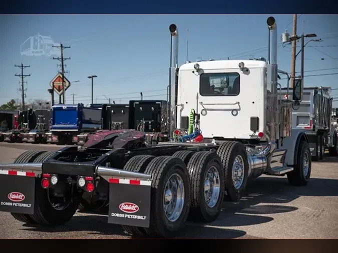 2026 PETERBILT 589