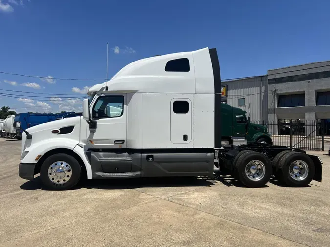 2021 Peterbilt 579