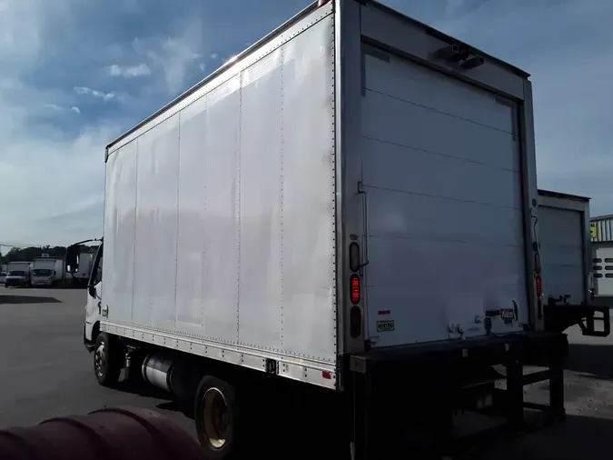 2019 HINO HINO 195