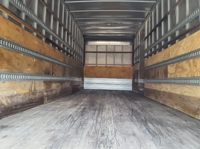 2018 FREIGHTLINER M2 106