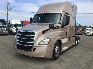 2021 FREIGHTLINER CA126