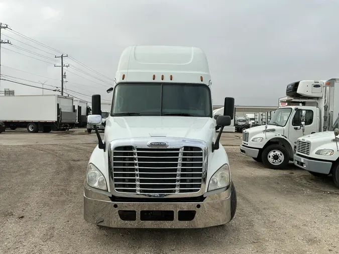 2019 FREIGHTLINER/MERCEDES CASCADIA 125