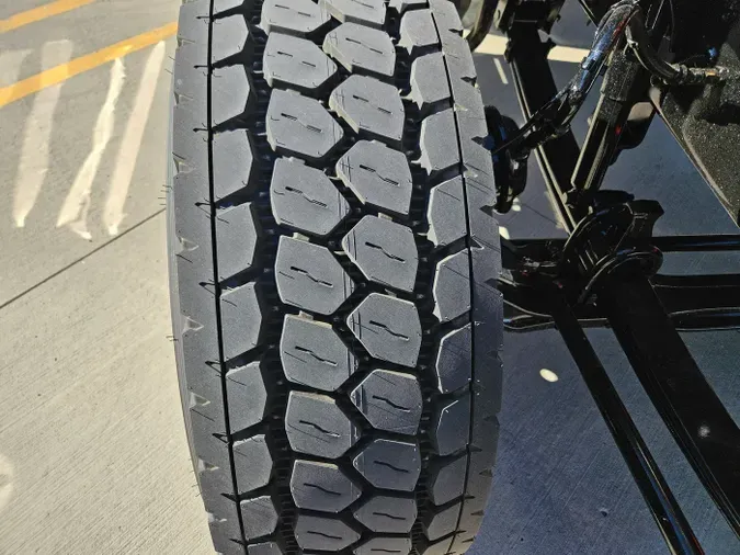 2026 Kenworth T880bba34f5ea3a176d29873aff5be88d7e9