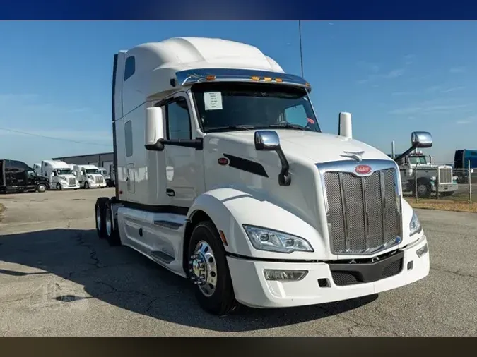 2022 PETERBILT 579