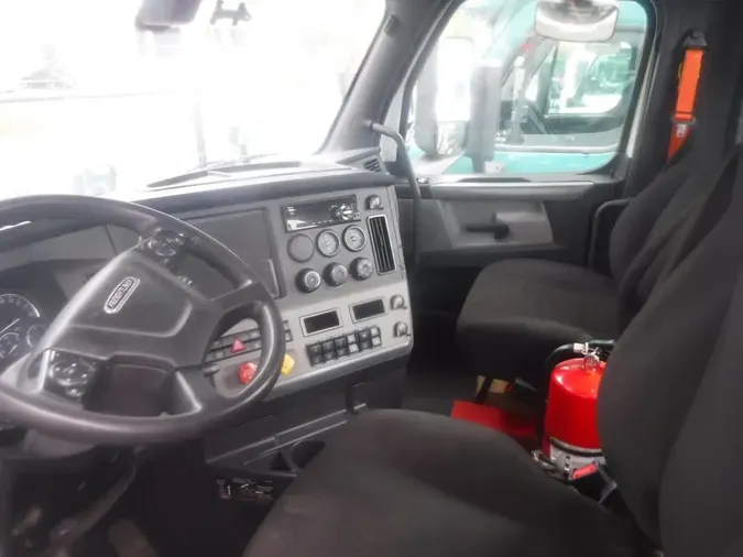 2019 FREIGHTLINER NEW CASCADIA PX12664