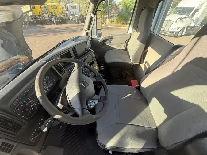 2019 International LT625