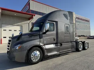 2024 Freightliner CASCADIA 126