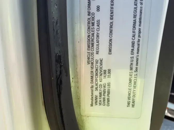 2019 FREIGHTLINER M2 106