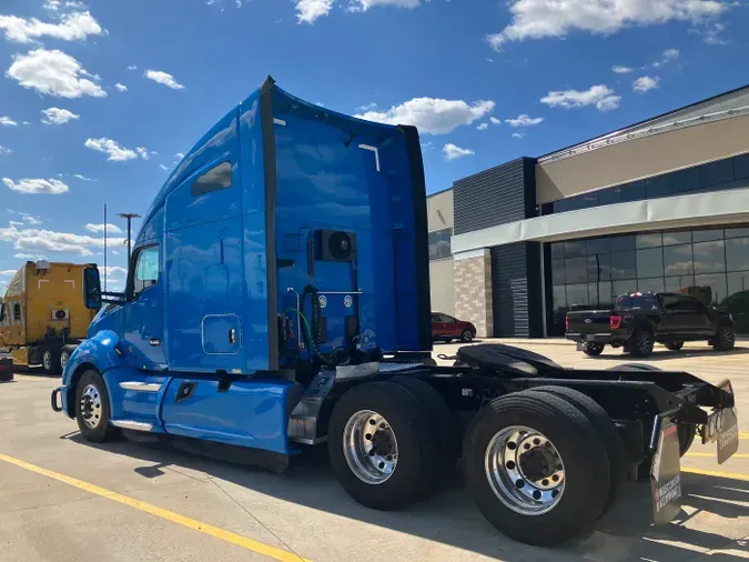 2022 Kenworth T680