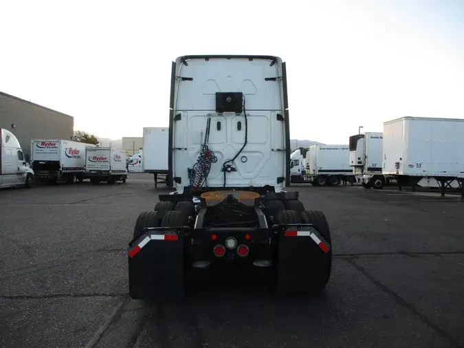 2020 FREIGHTLINER NEW CASCADIA PX12664