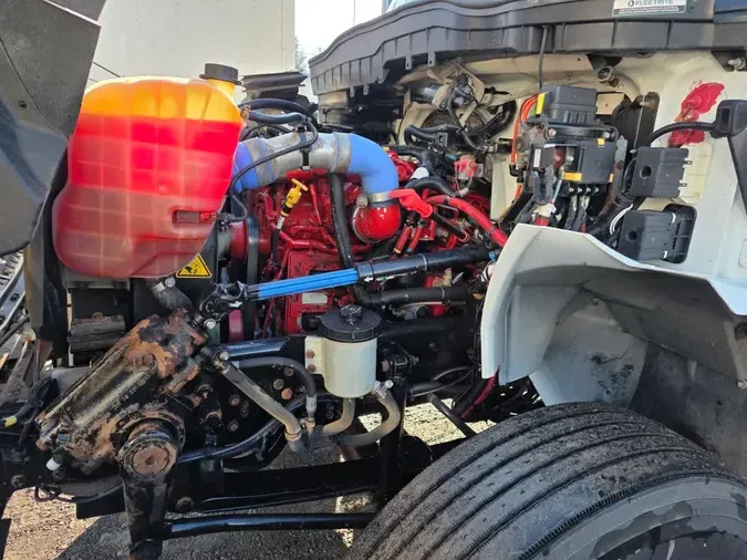 2020 NAVISTAR INTERNATIONAL MV607 (4X2)