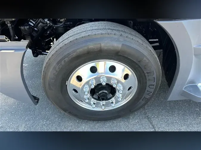 2019 FREIGHTLINER CA126