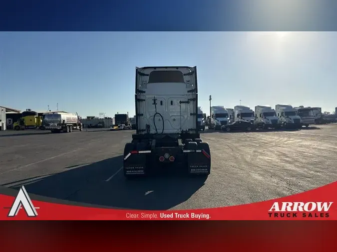 2019 FREIGHTLINER CA116