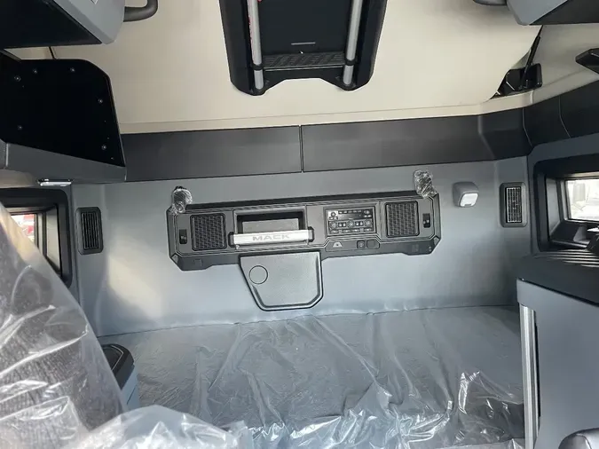 2026 MACK Pioneer 76" High Roofbbbf183de0a207f7c355c57c098e5936