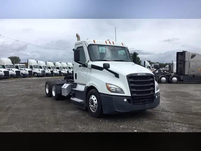 2021 Freightliner Cascadia 126bbc0b60be24e974417fb5bbc59e47f39