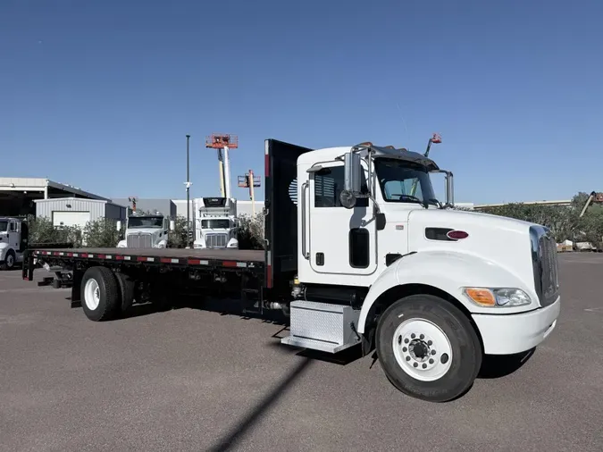 2019 Peterbilt 330bbc125db69592a42381bf9a5cac19056