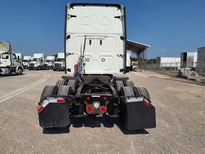 2019 FREIGHTLINER/MERCEDES CASCADIA 125