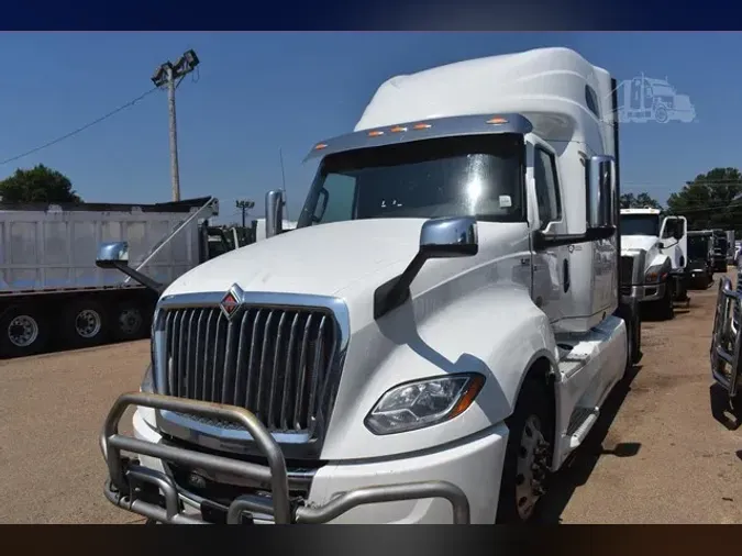 2019 INTERNATIONAL LT