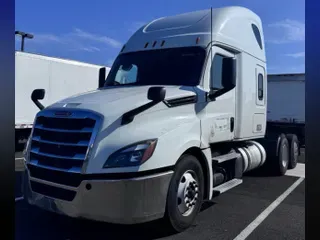 2020 FREIGHTLINER/MERCEDES NEW CASCADIA PX12664