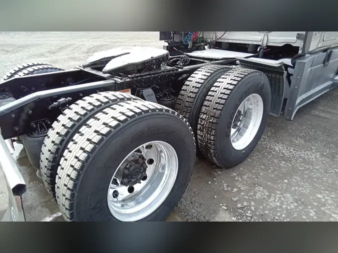 2023 Freightliner Cascadia 126