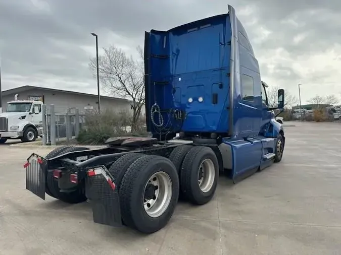 2022 International LT625