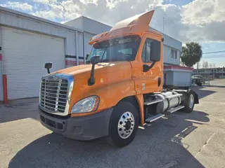 2019 FREIGHTLINER/MERCEDES CASCADIA 125