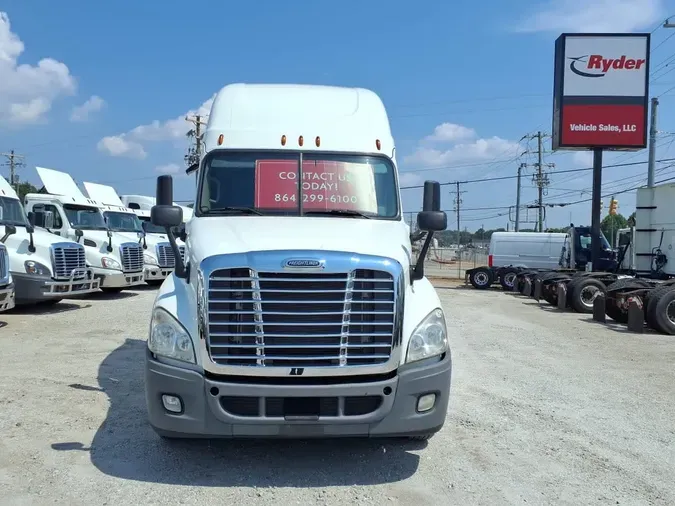 2020 FREIGHTLINER CASCADIA 125