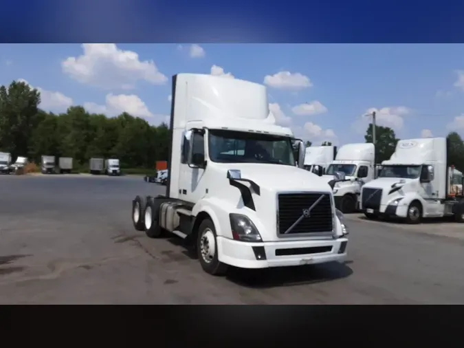 2016 Volvo VNL300bbdc6c152fc7810c37787fda3d522b5e