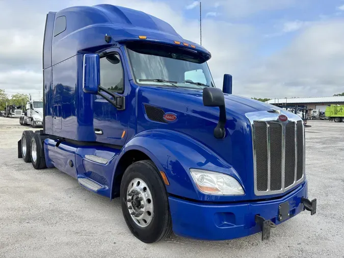 2022 Peterbilt 579