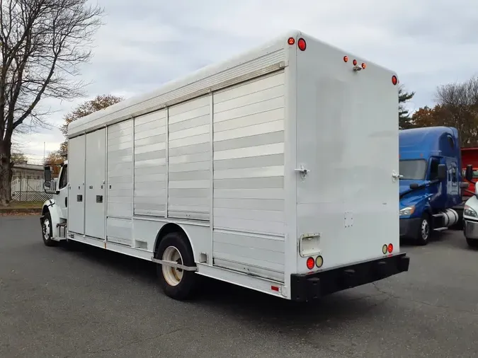 2014 FREIGHTLINER/MERCEDES M2 106