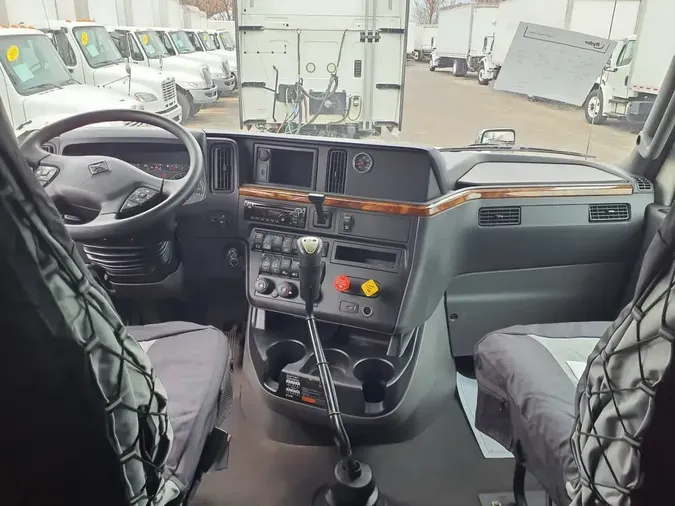 2019 NAVISTAR INTERNATIONAL LT625 SLPR CAB