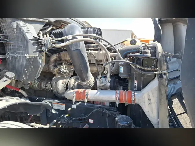 2022 Freightliner Cascadia 126
