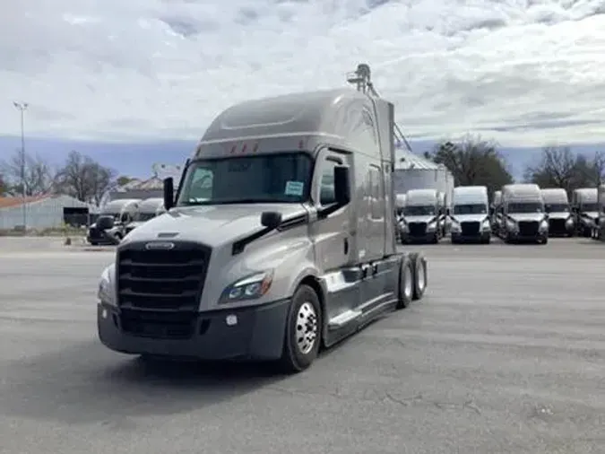 2023 Freightliner Cascadia