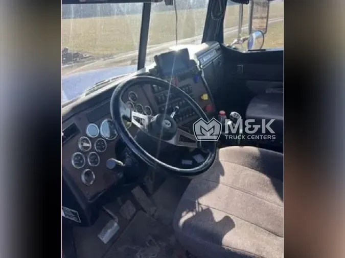 2020 WESTERN STAR 4900