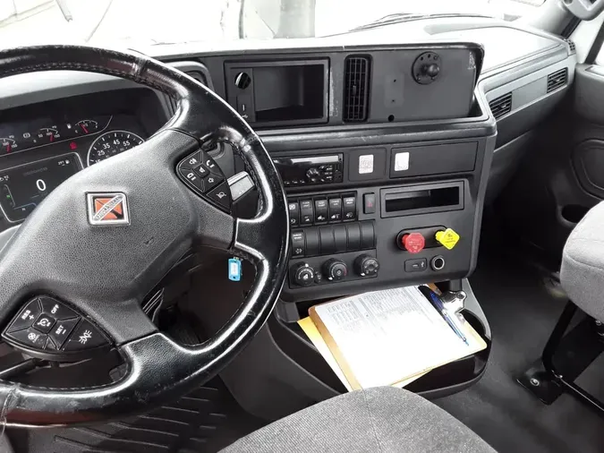 2020 NAVISTAR INTERNATIONAL RH613 DAYCAB S/A