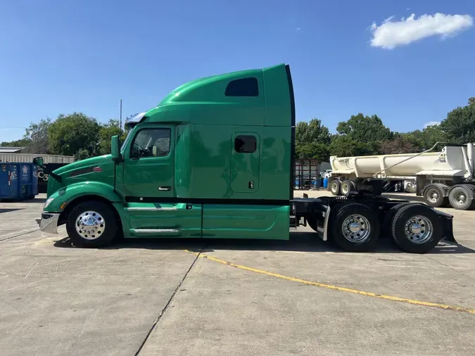 2023 Peterbilt 579