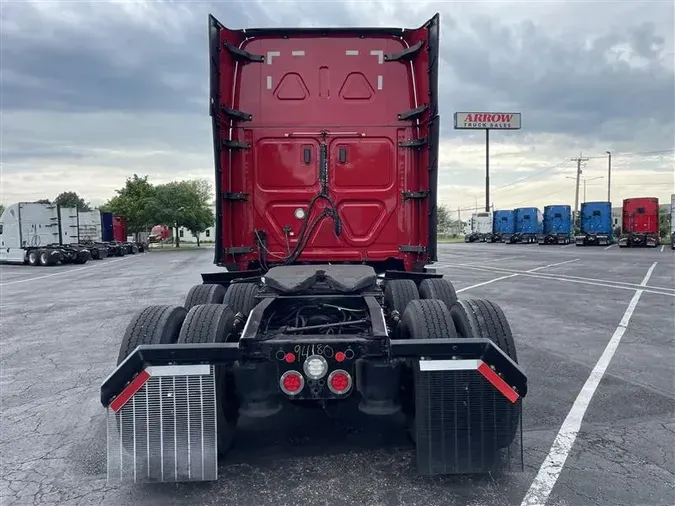 2019 FREIGHTLINER CASCADIA