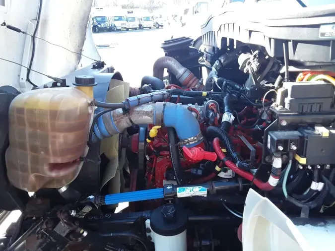 2019 NAVISTAR INTERNATIONAL 4300