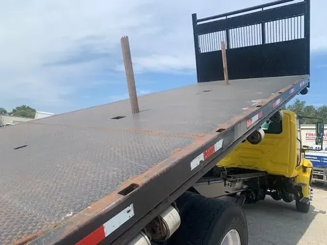 2019 International 4300