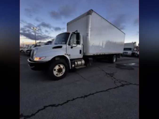 2019 NAVISTAR INTERNATIONAL 4300