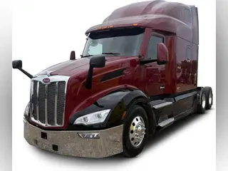 2023 Peterbilt 579