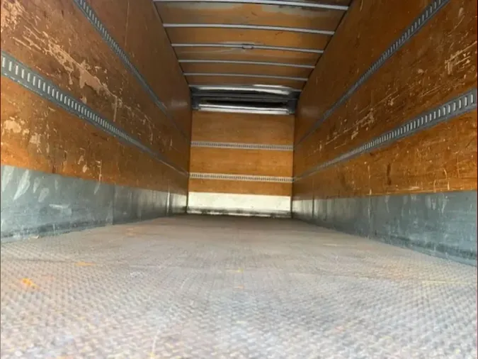 2020 FREIGHTLINER/MERCEDES M2 106