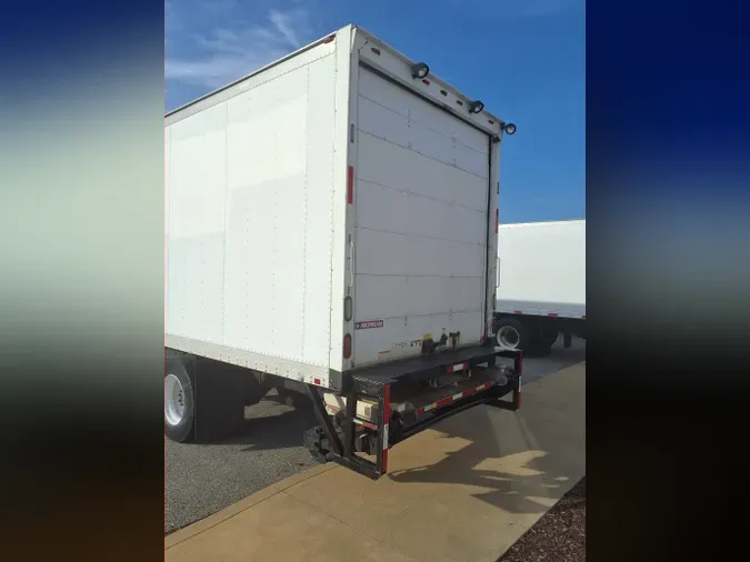 2012 FREIGHTLINER/MERCEDES M2 106