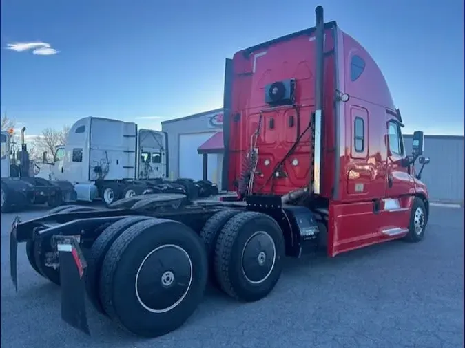 2019 FREIGHTLINER/MERCEDES CASCADIA 125